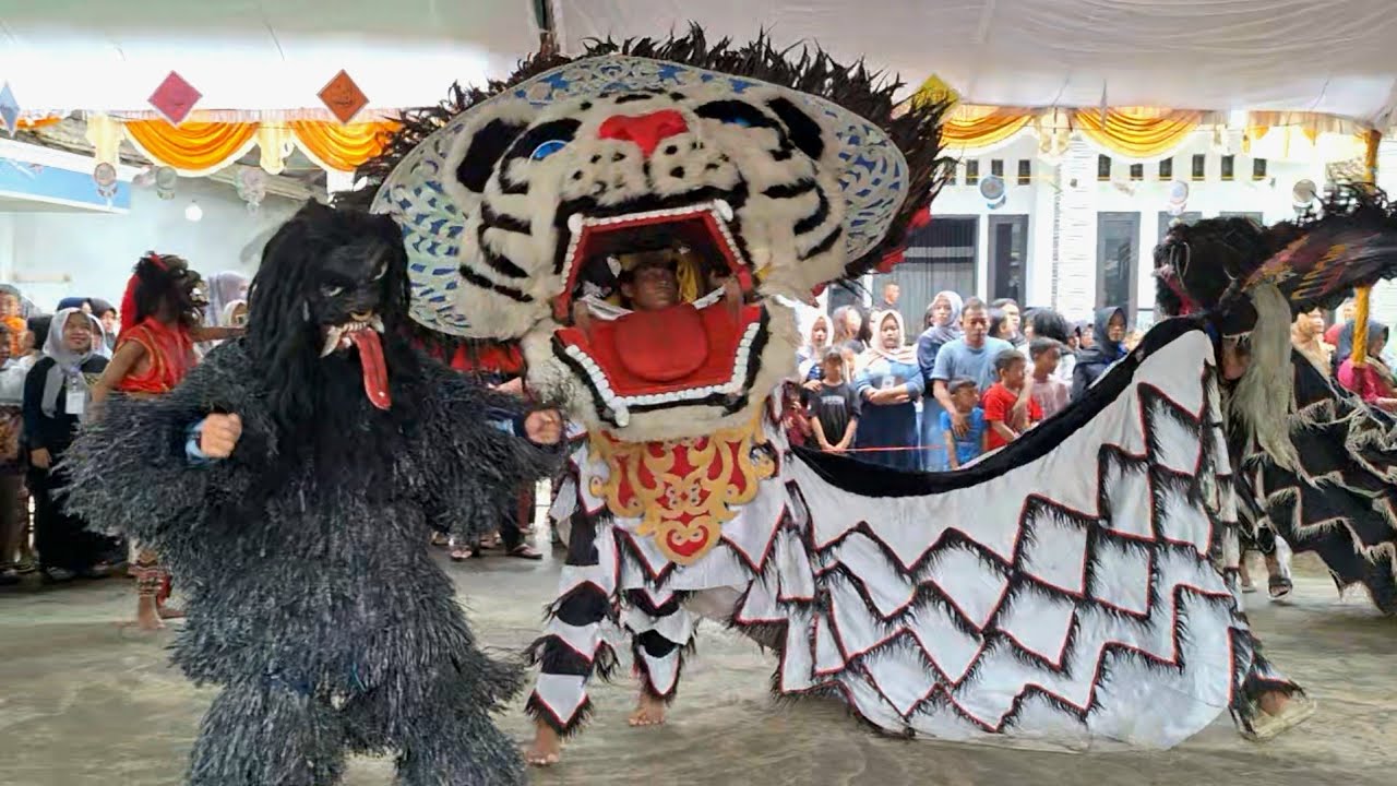 Barongan Waskito Ngamuk Di Rumah Kepala Desa Cabean
