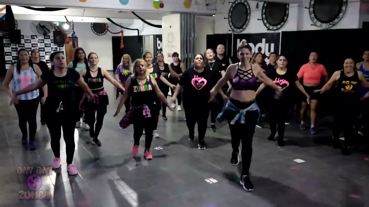 ANY ANY ZUMBA - OYE MUJER - Ke Personaje