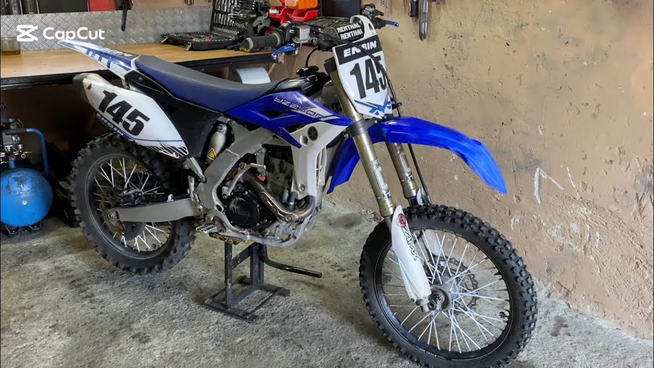 Yamaha YZF 250 - Jak wymienić tłok, ustawić luzy, wyczyścić gaźnik, ustawić rozrząd. I nie tylko 🤔