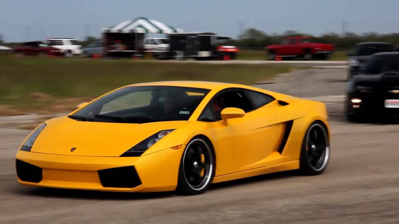 Yellow Lamborghini Gallardo