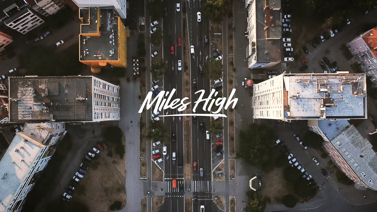 Miles High | House Set