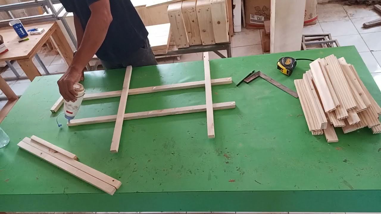 Rak bunga dari kayu palet