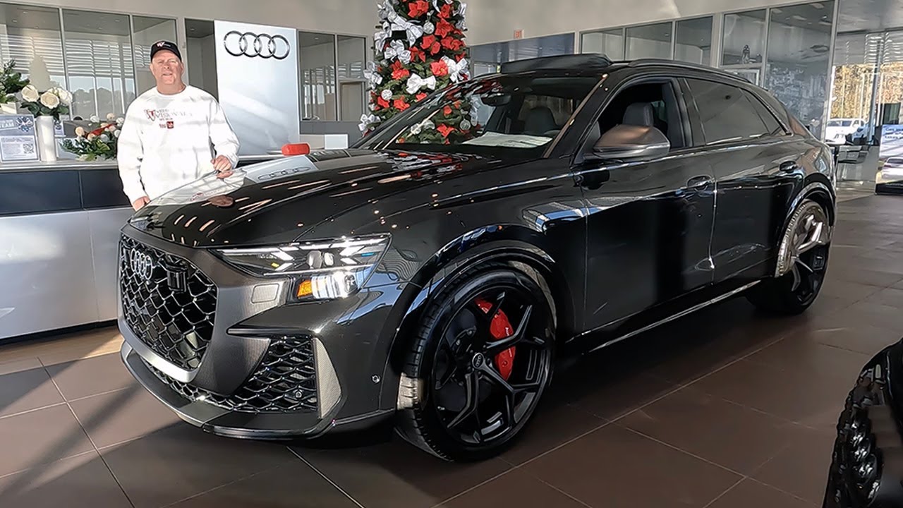 2025 Audi RS Q8 Performance - Is There ANYTHING Missing?
