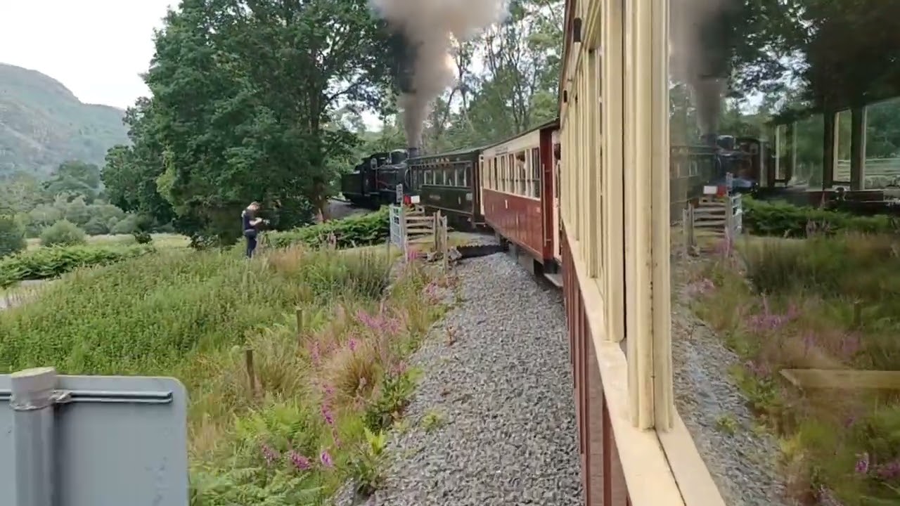NG15 134 struggling out of Beddgelert.