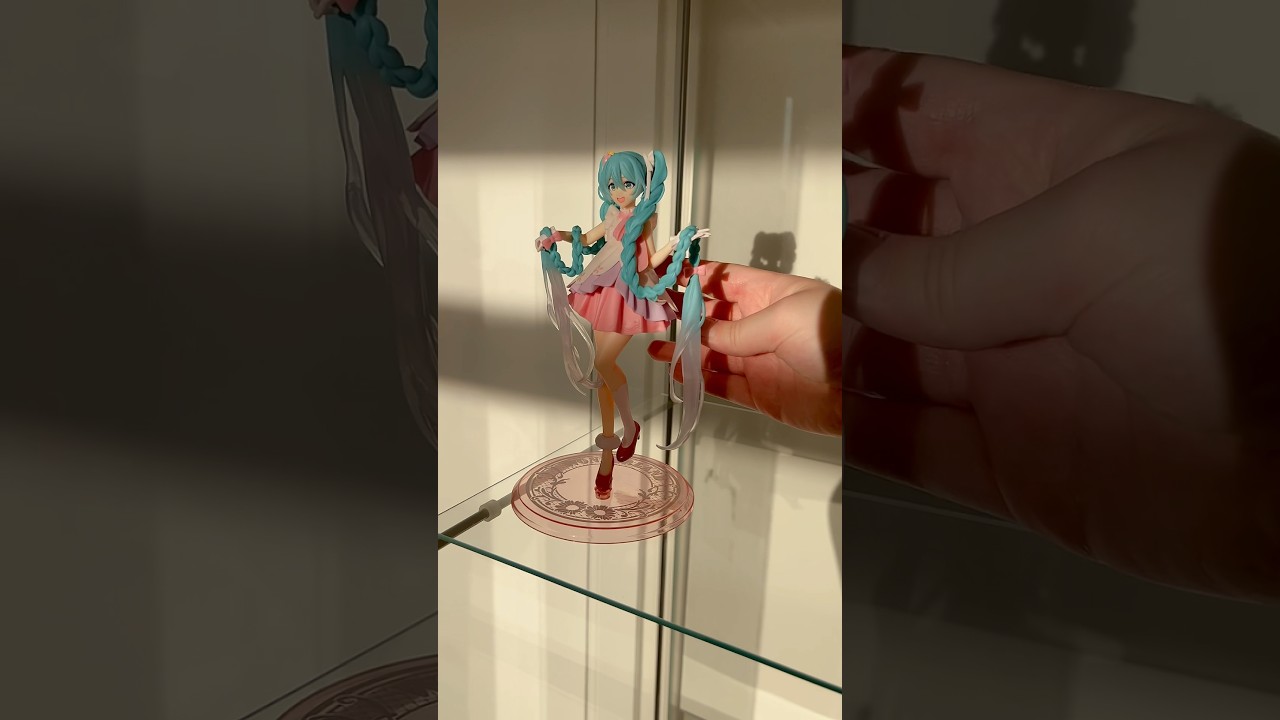 Organise my anime figures ASMR! #asmr #anime #kawaii #hatsunemiku #miku #bloopers #mybloopers