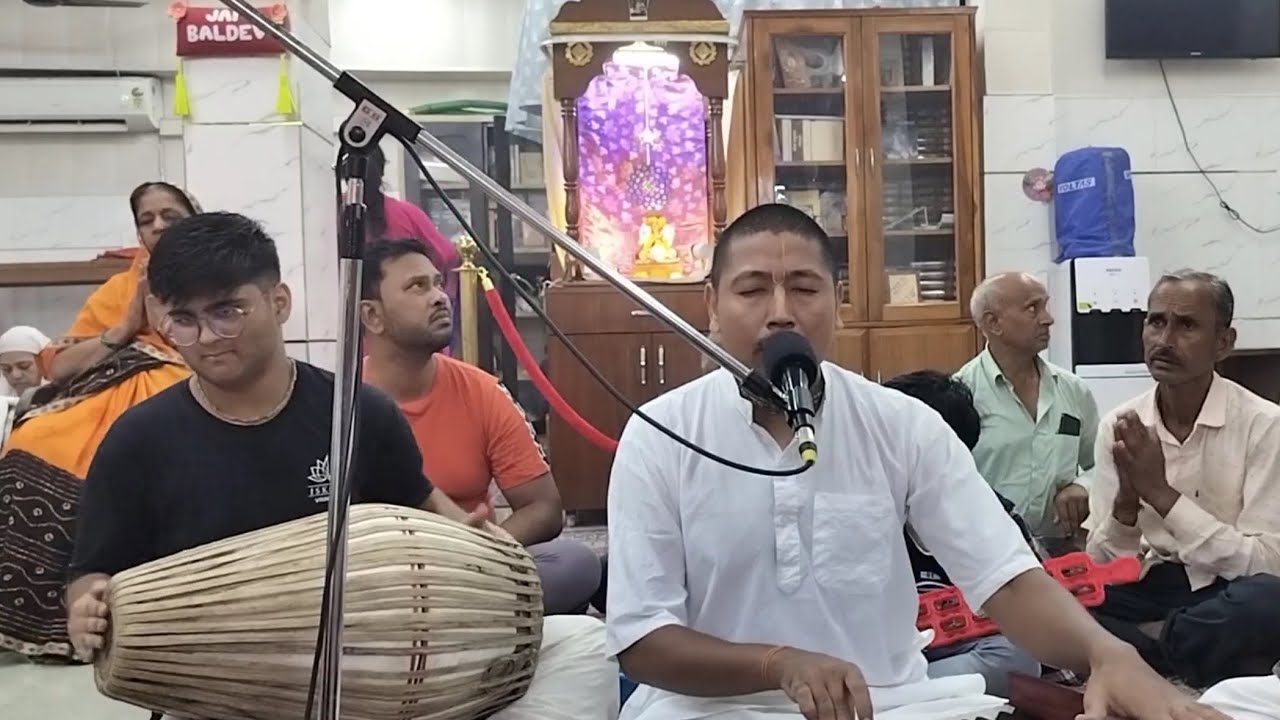 Heart Touching Kirtan by Hg Jogeshwar Prabhuji