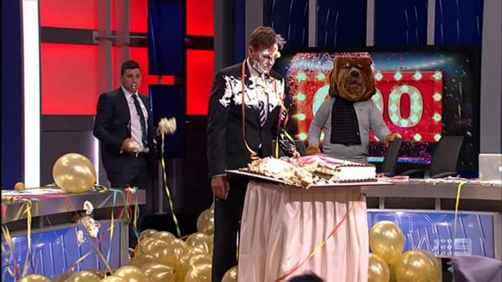 AFL Footy Show   Sam Newman 600th street talk cake