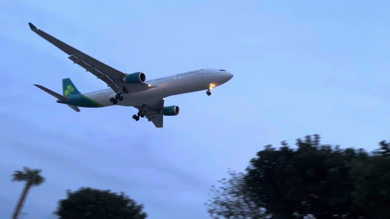 LAX Planespotting! Big airliners and amazing spotting!