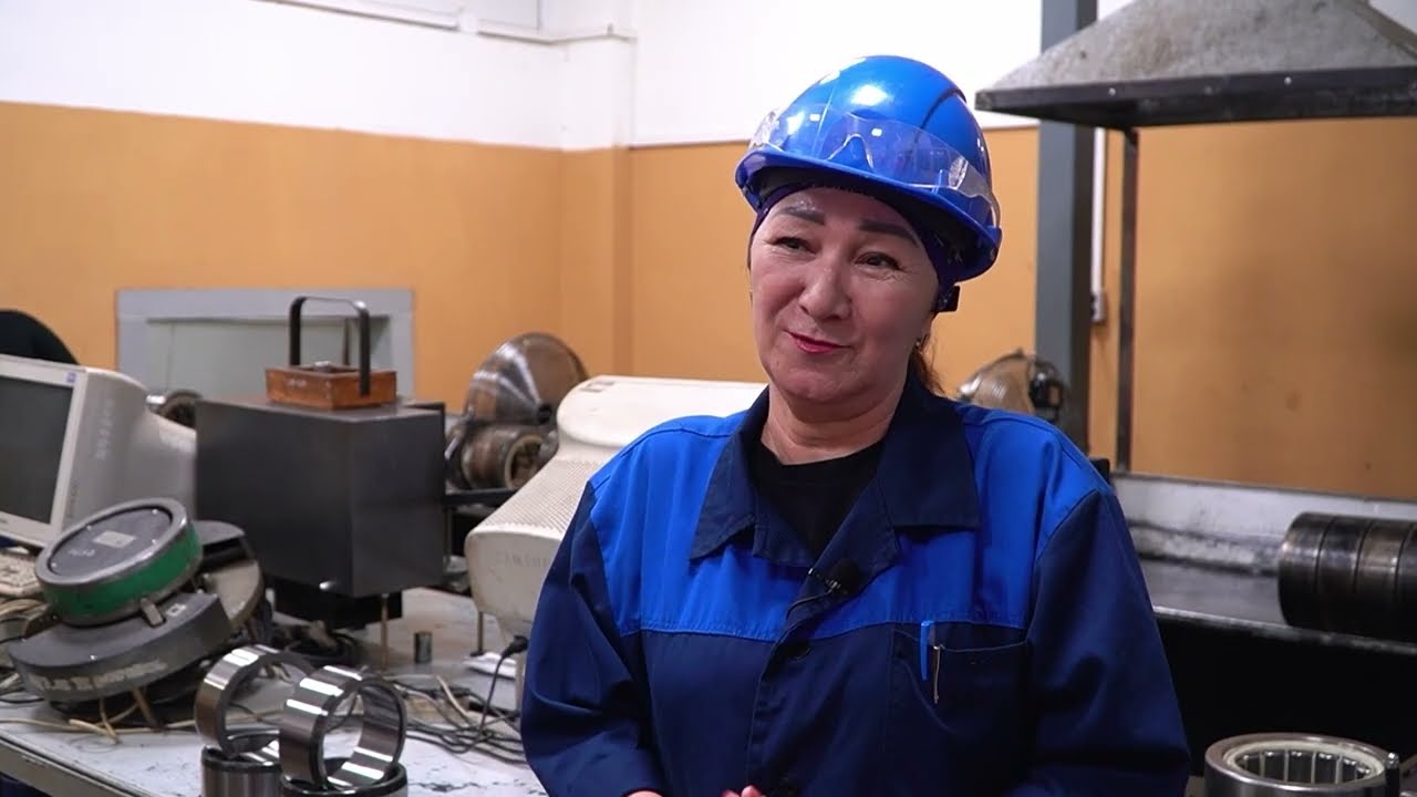 4 серия - Досмагамбетова Раушан, Слесарь Колесно-роликового цеха ТОО Ақ-Жайык-7