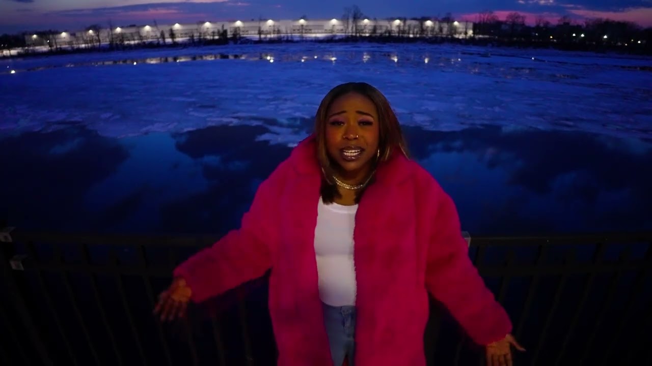 Queen Marley- Cold World 