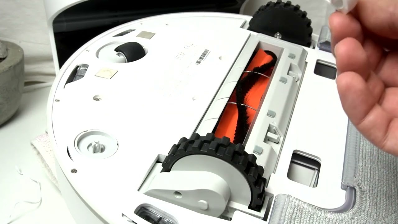 Dreame D10 Plus - Jak zamontować boczną szczotkę? | Konserwacja urządzenia