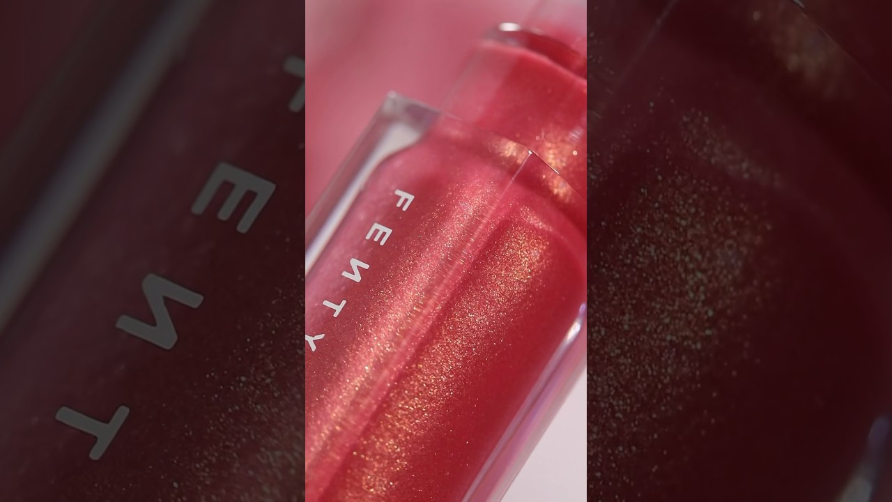 Fenty beauty pink dragonfly glossbomb gloss perfect for summer #lipgloss #makeup