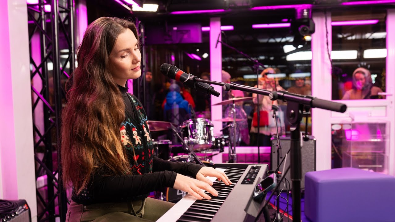 Esmeralda - &Scaron;ajos ziemassvētkos | #DodPieci 2025