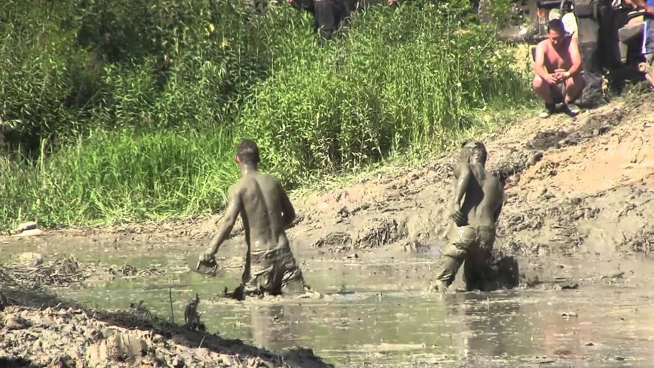 Mud Divers at Somogybabod 2014 Offroad Festival