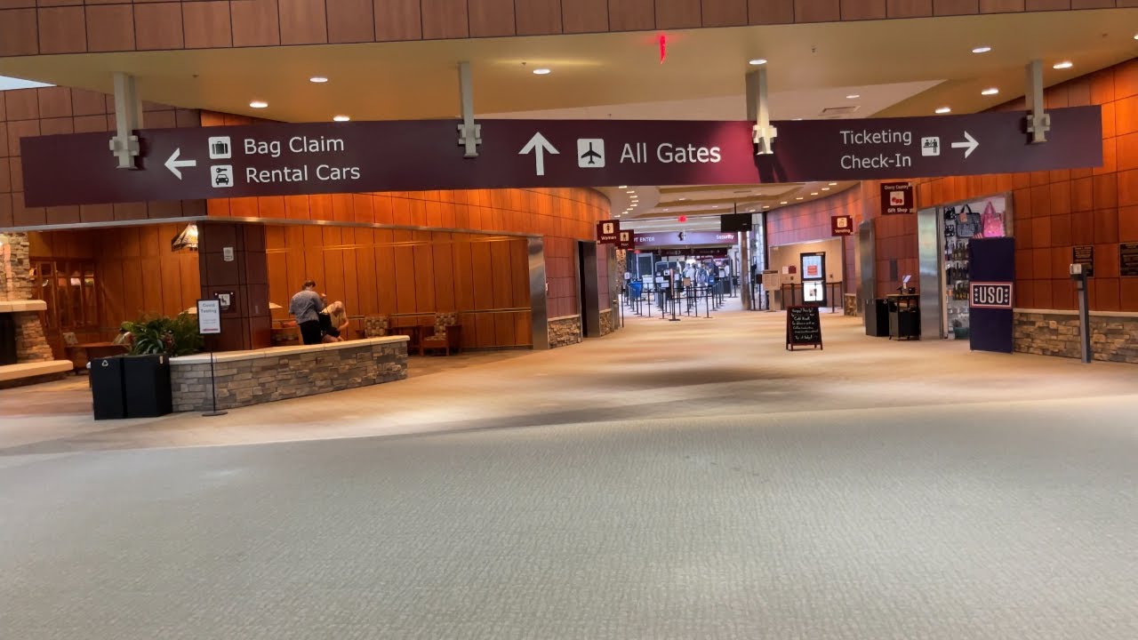 Traverse City Airport Walkthrough Tour (Landside only)