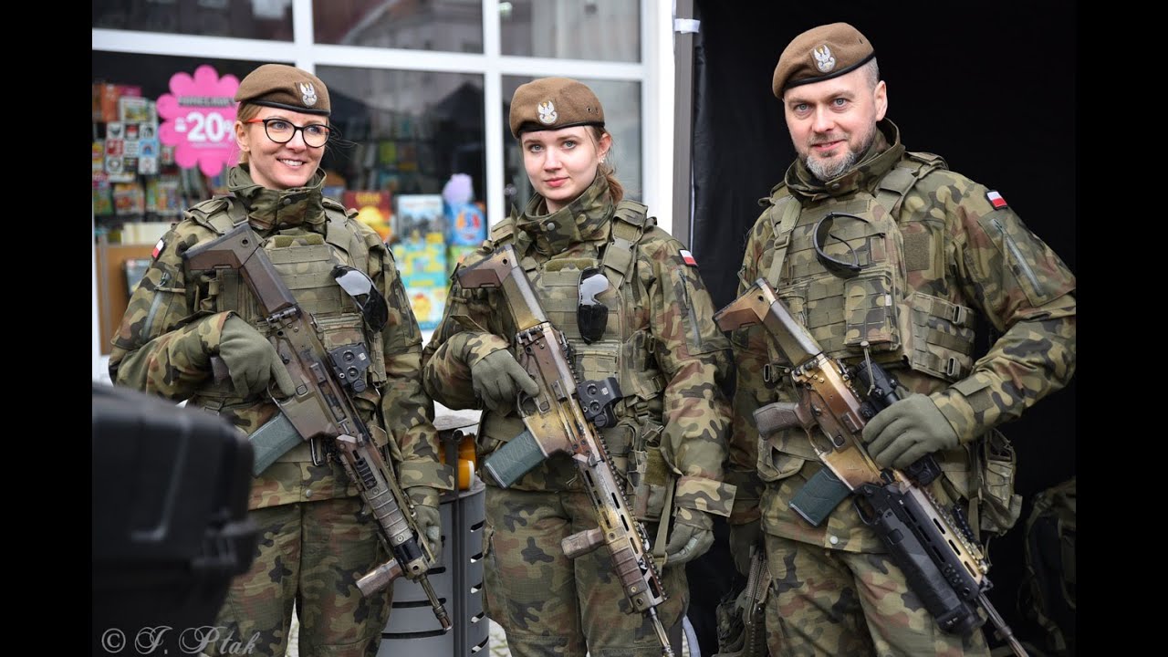 Racibórz. Przysięga wojskowa na raciborskim rynku