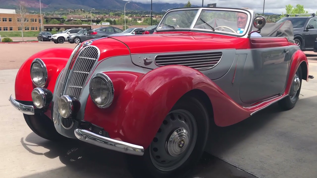 CLASSIC DRIVES 1940 BMW 327/28 Cabriolet