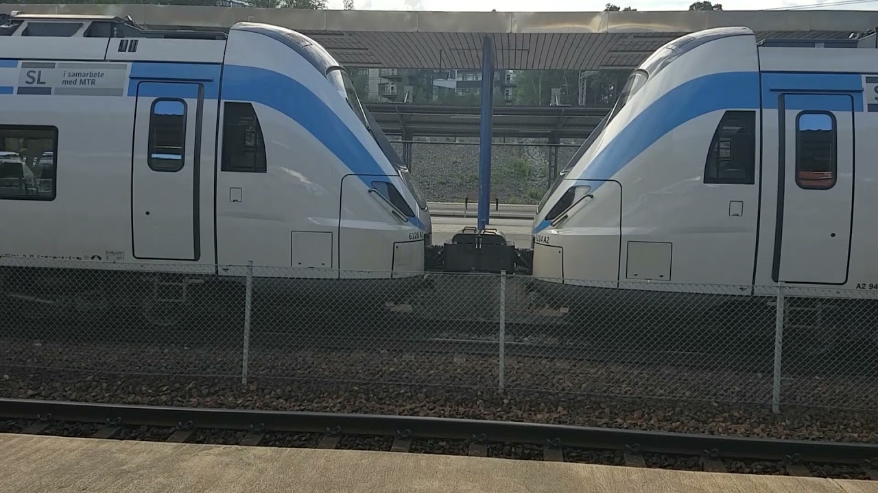 X60+X60B Pendeltåg vid Flemingsberg.