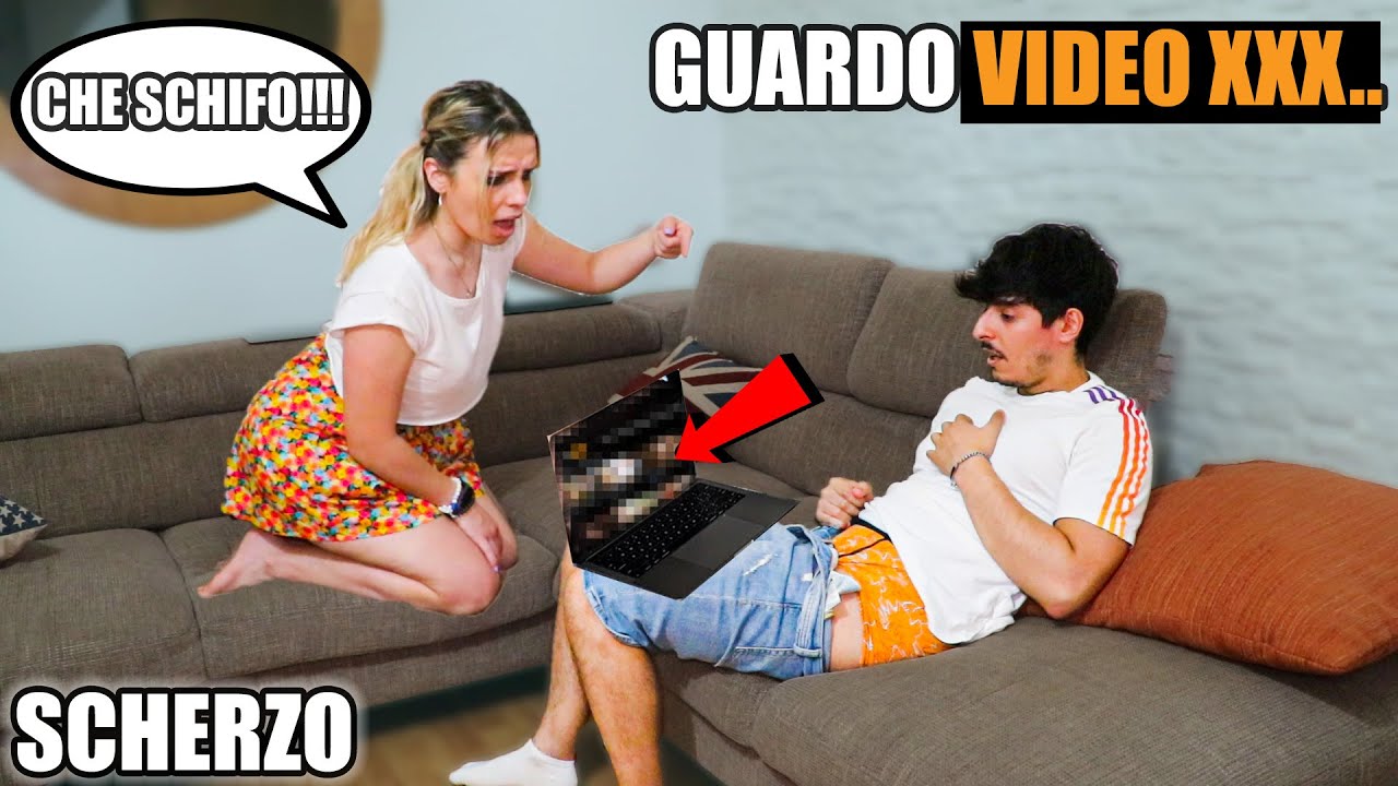 LA MIA RAGAZZA MI BECCA A GUARDARE VIDEO 