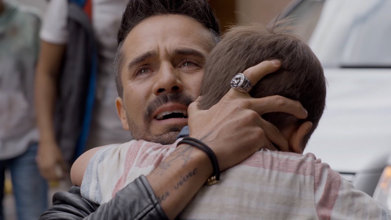 Nico logró encontrarse con Pedro y se fundieron en un fuerte abrazo