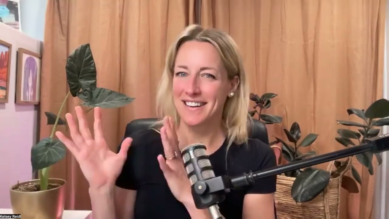 How to Train Your Voice for Confidence: Vocal Coach Dr. Shannon Holmes on Presence, Nerves &Speaking