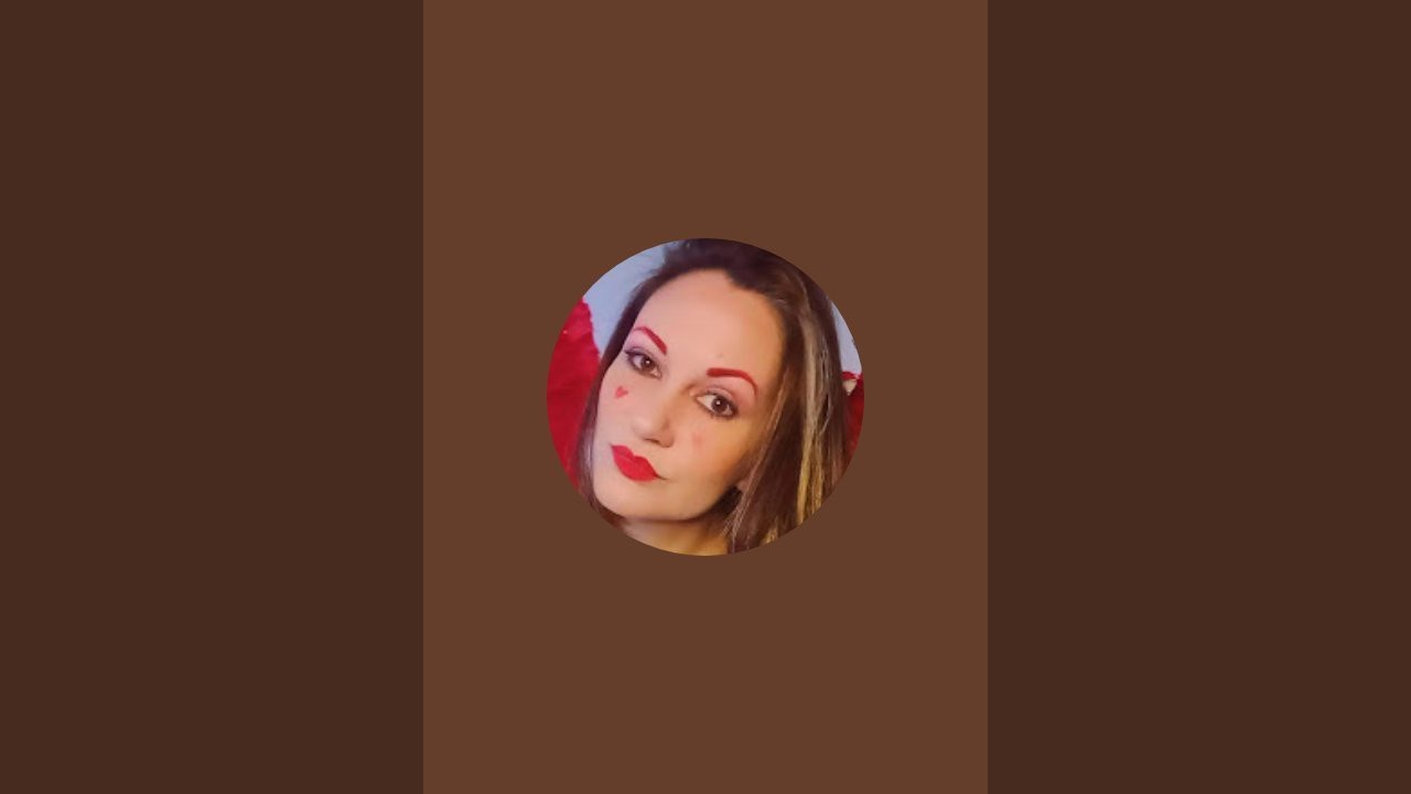 Cinthia Almendro - Tarot está ao vivo!