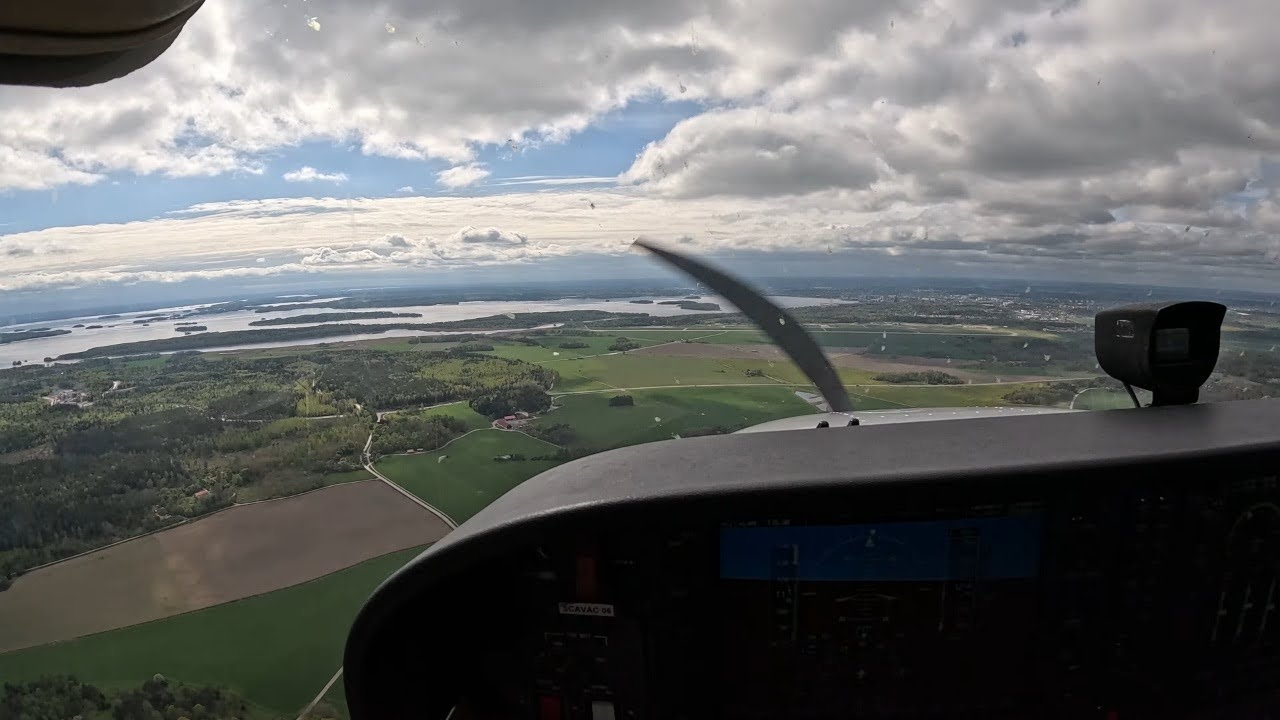 My First Flight in a Cessna 172 from Västerås