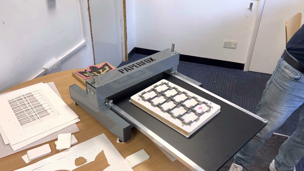Die cutting SEEDED STOCK on the Paperfox H500a