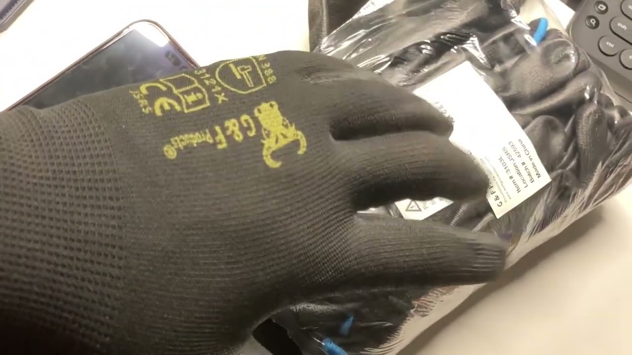 12 PAIRS Work Gloves Lightweight Grip PU Coated Gloves Review, Size is fit but little smell plastic