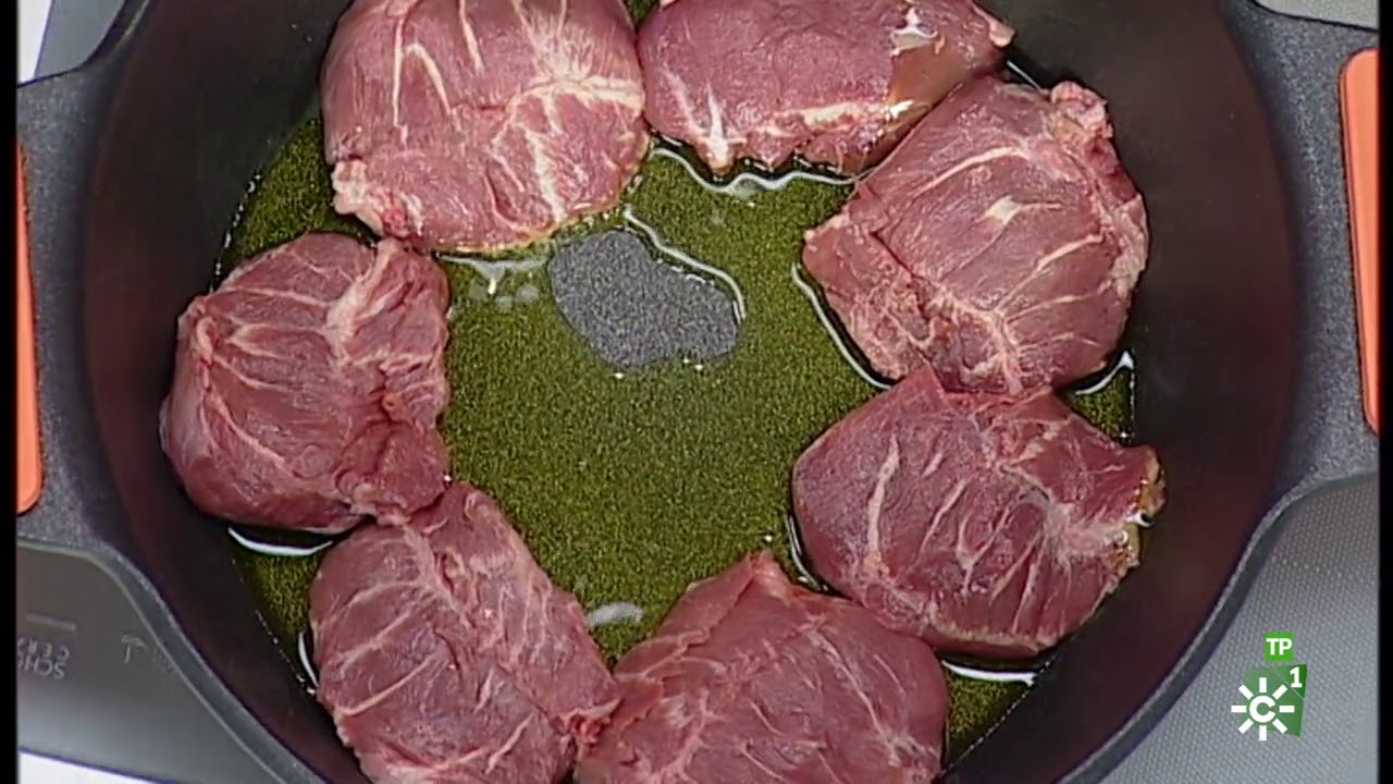 Cómetelo | Carrilleras de cerdo en salsa de vino