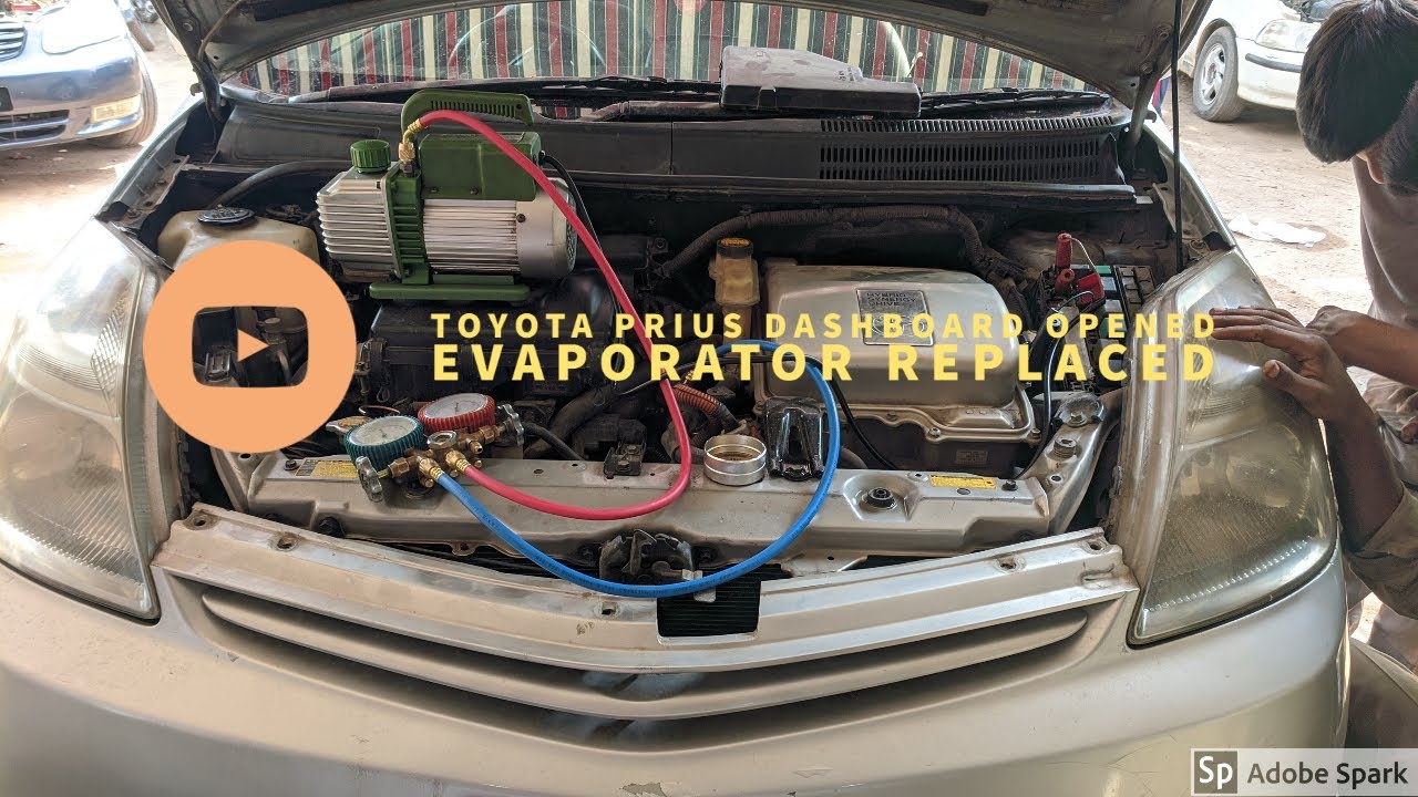 Toyota Prius Hybrid Dashboard opening Evaporator replacment