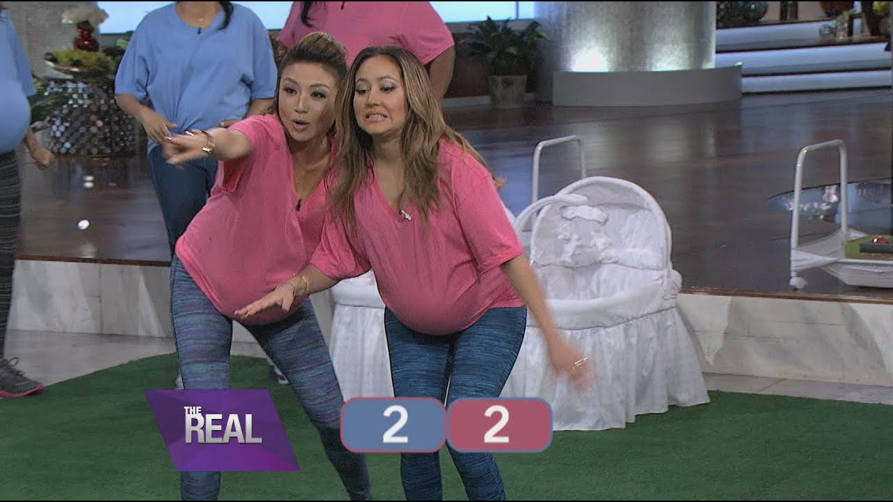 ‘The Real’ Ladies Bump Around