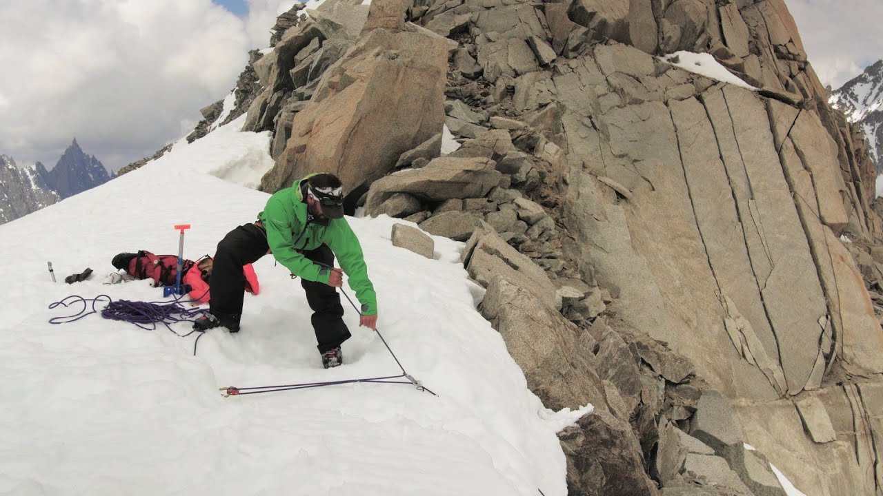 Backcountry ski rescue: Z-Drag or Z-Pulley System