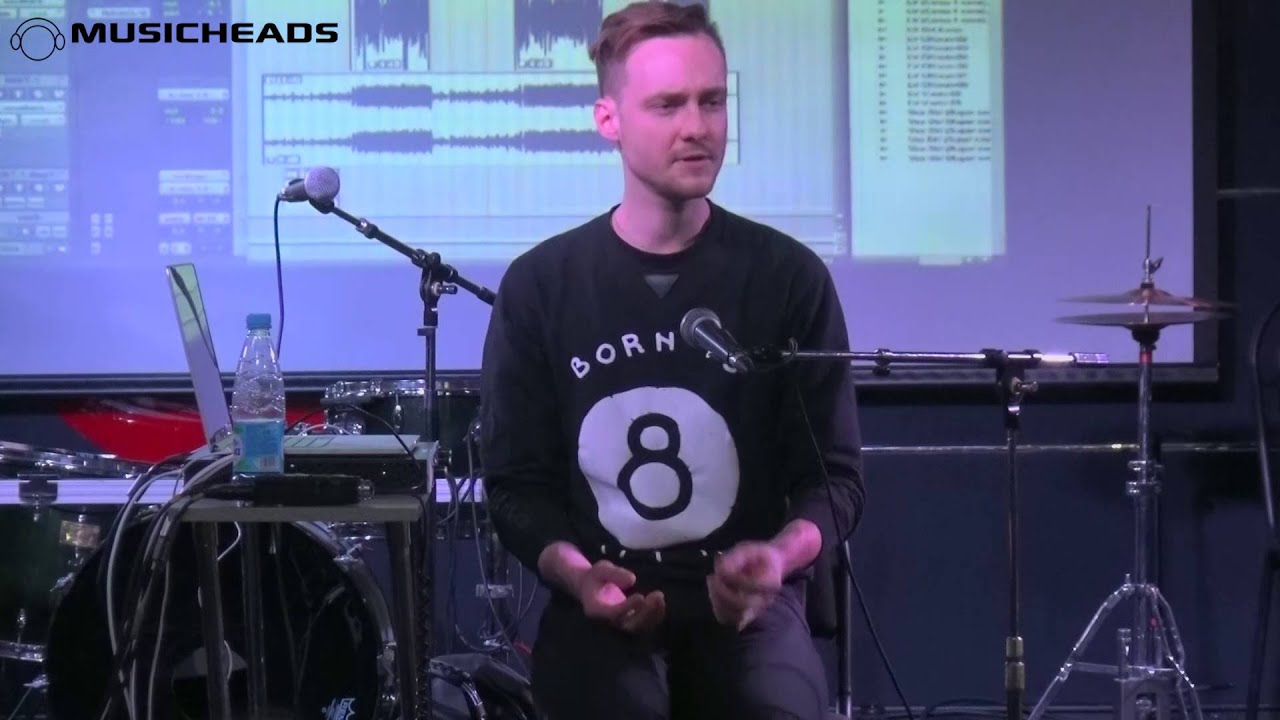 Роман Уразов в школе Musicheads.