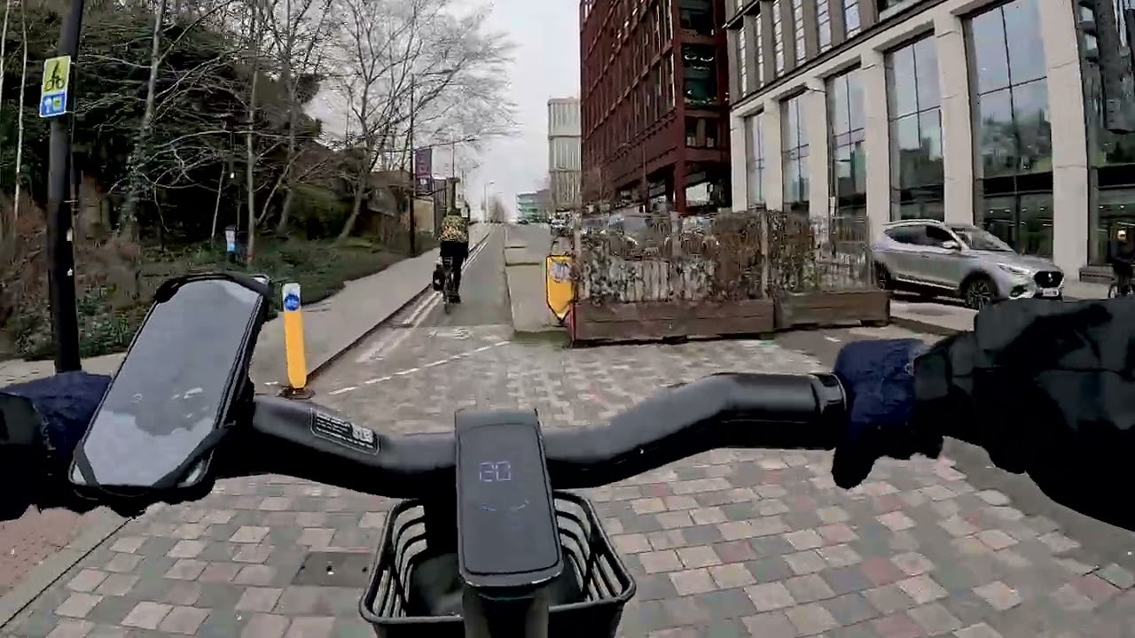 4K POV Cycling Through East London 🇬🇧 | Broadway Market → London Fields → Regent’s Canal → Angel
