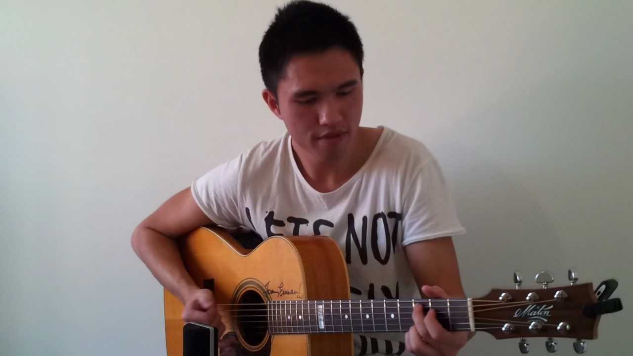 Carly Rae Jepsen - Call Me Maybe ( Solo Guitar ) - John Le