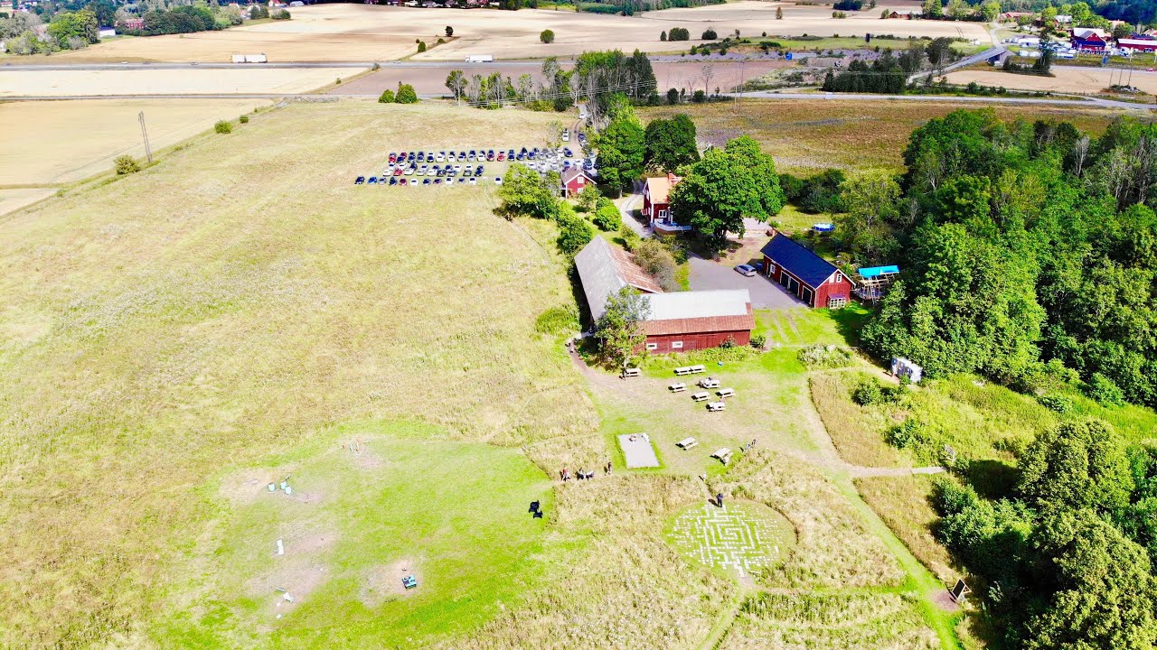Lustiga Landet drone drönare Vintrosa Örebro Sverige Fun outdoor playground Orebro - Lekplats