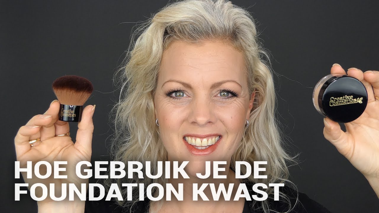 Hoe je het beste je foundation (kabuki) kwast kunt gebruiken || Creative Cosmetics