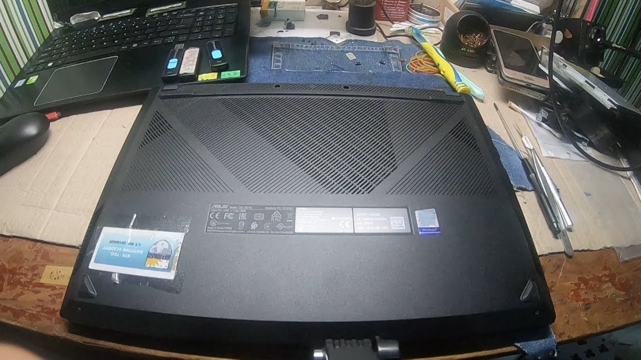 Asus X571GT screen replacement PART 1