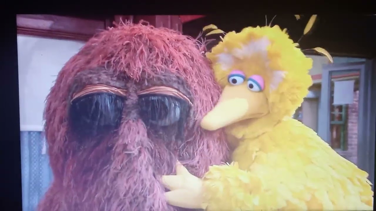 Snuffy sneeze clip