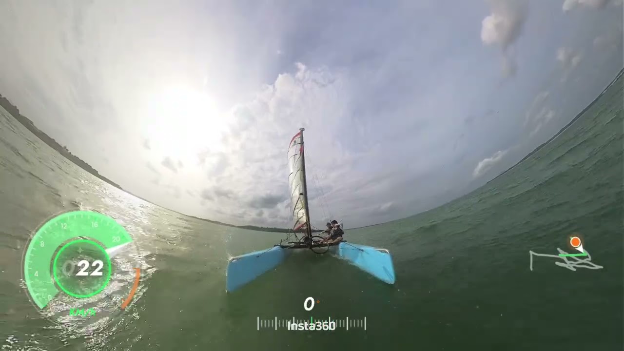 Bucking Twincat 15 25kph at sea and it's still selfie time! #insta360 #catamaran #sailing #hobiecat 
