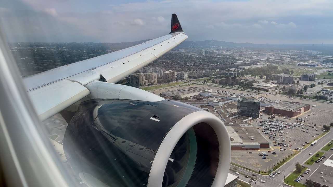 Air Canada Airbus A220-300 Cloudy Summer Landing at Montréal Trudeau | YYZ-YUL