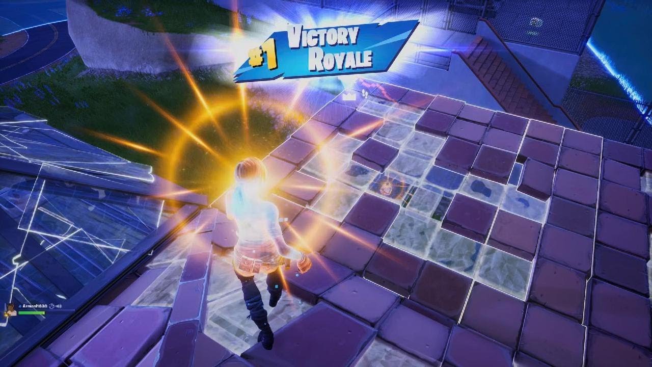 Fortnite reload gameplay.