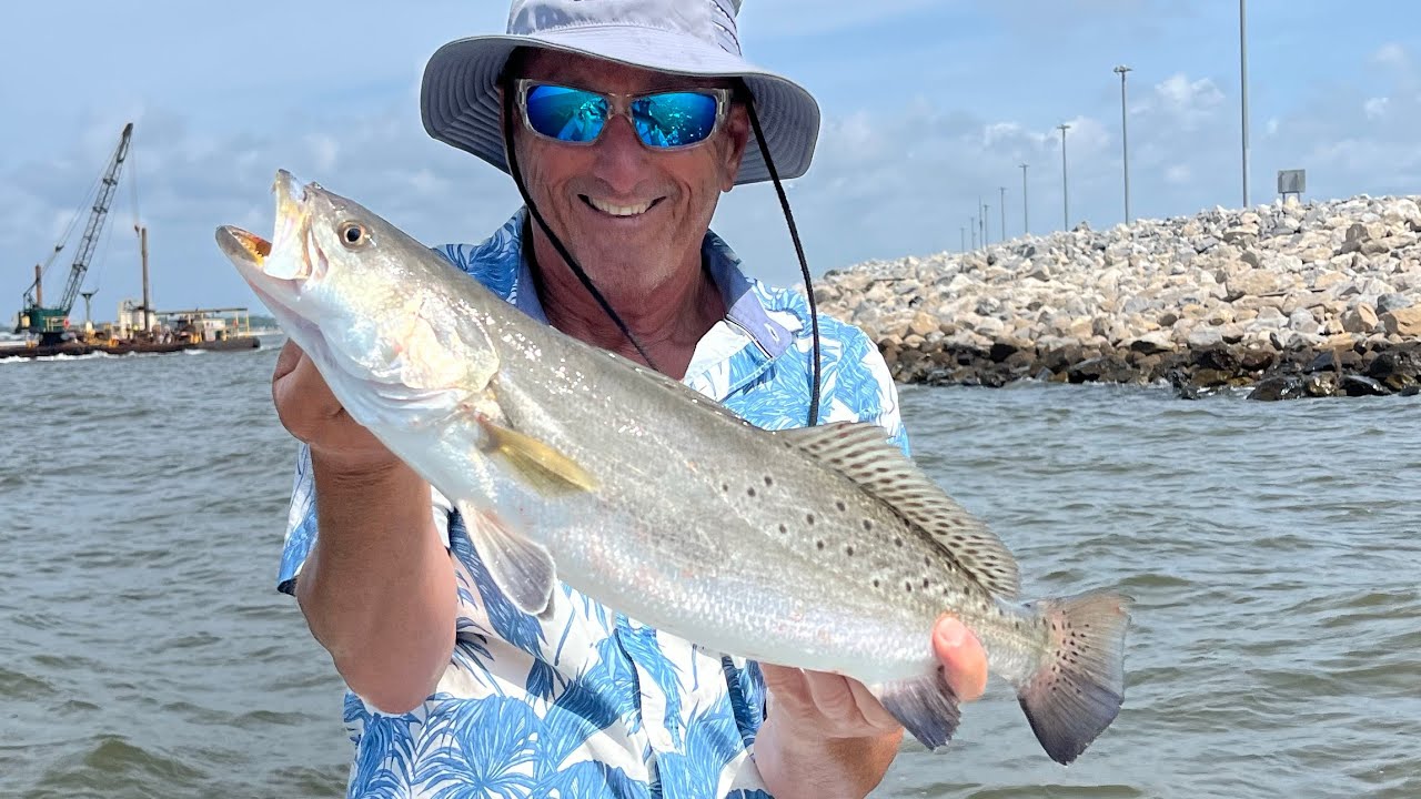Spring Speckled Trout Smackdown at Gulfport Mississippi Harbor!!