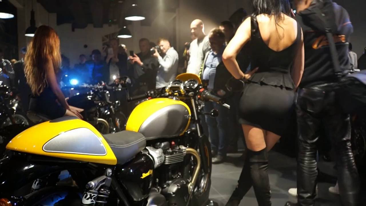 Salon motocykle Triumph Warszawa Jezolimskie 200 - otwarcie