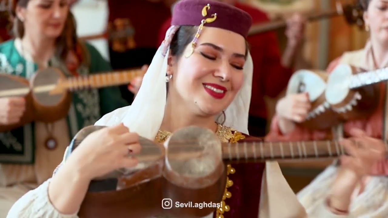İlin axır çərşənbəsi “Yaylıq mahnısı” əziz öyrəncilərimlə birliktdə sizlərə təqdim olsun🌸😍🌸