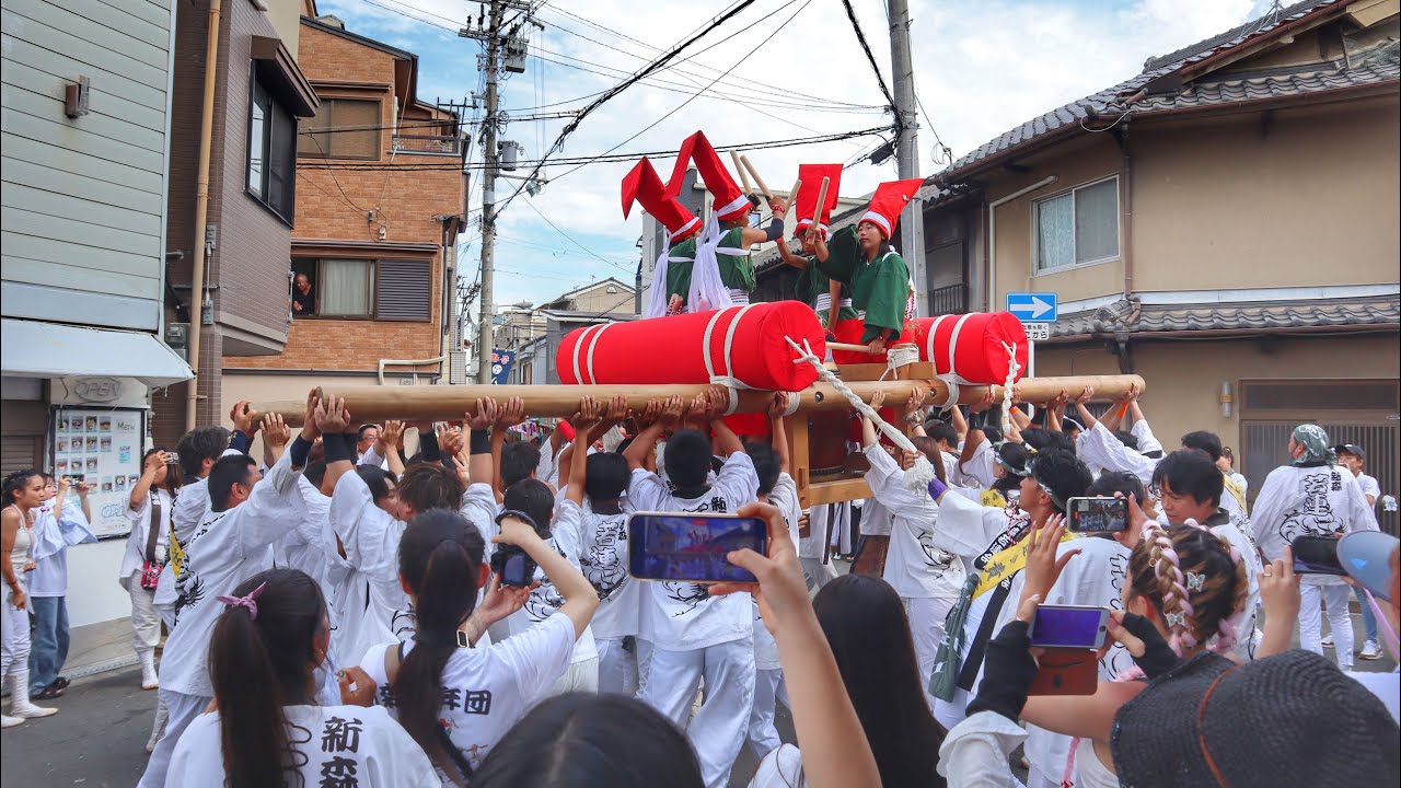 令和5年　大阪市旭区　新森清水　八幡大神宮　秋祭り　本宮　新森若連会　太鼓枠　宮入り　練り