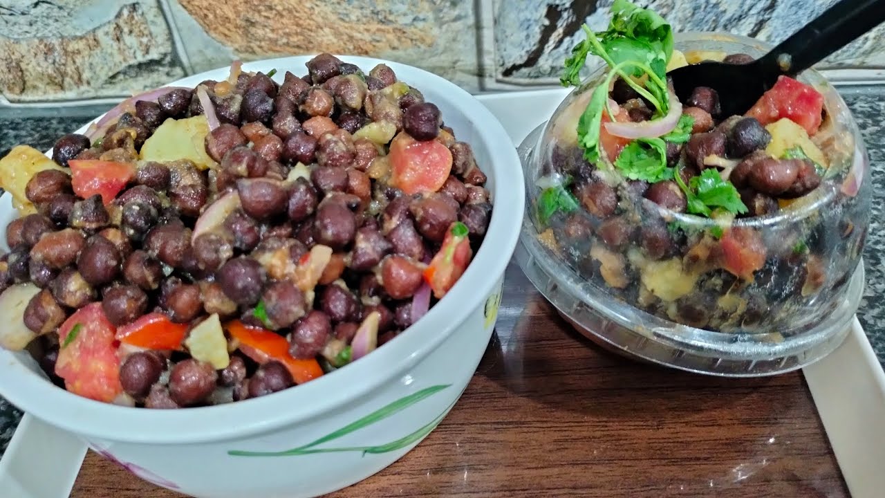 PERFECT CHANA CHAT/BENGAL GRAM RECIPE #ramzanspecial  #diaryofauthenticrecipes