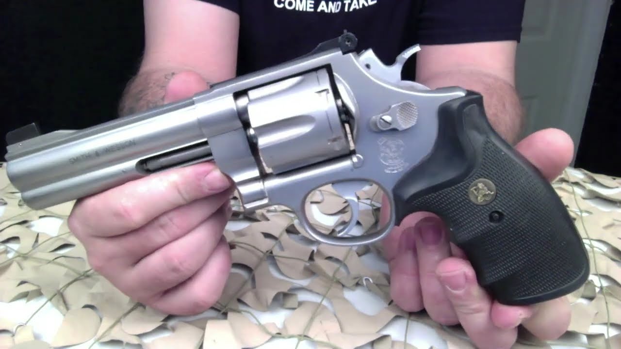 Револьвер Smith & Wesson 625 .45ACP, 6 патронов.