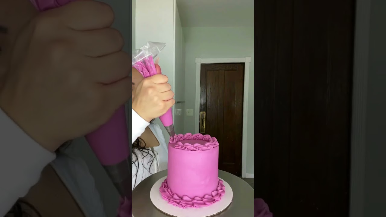 Easy Vintage Cake Tutorial